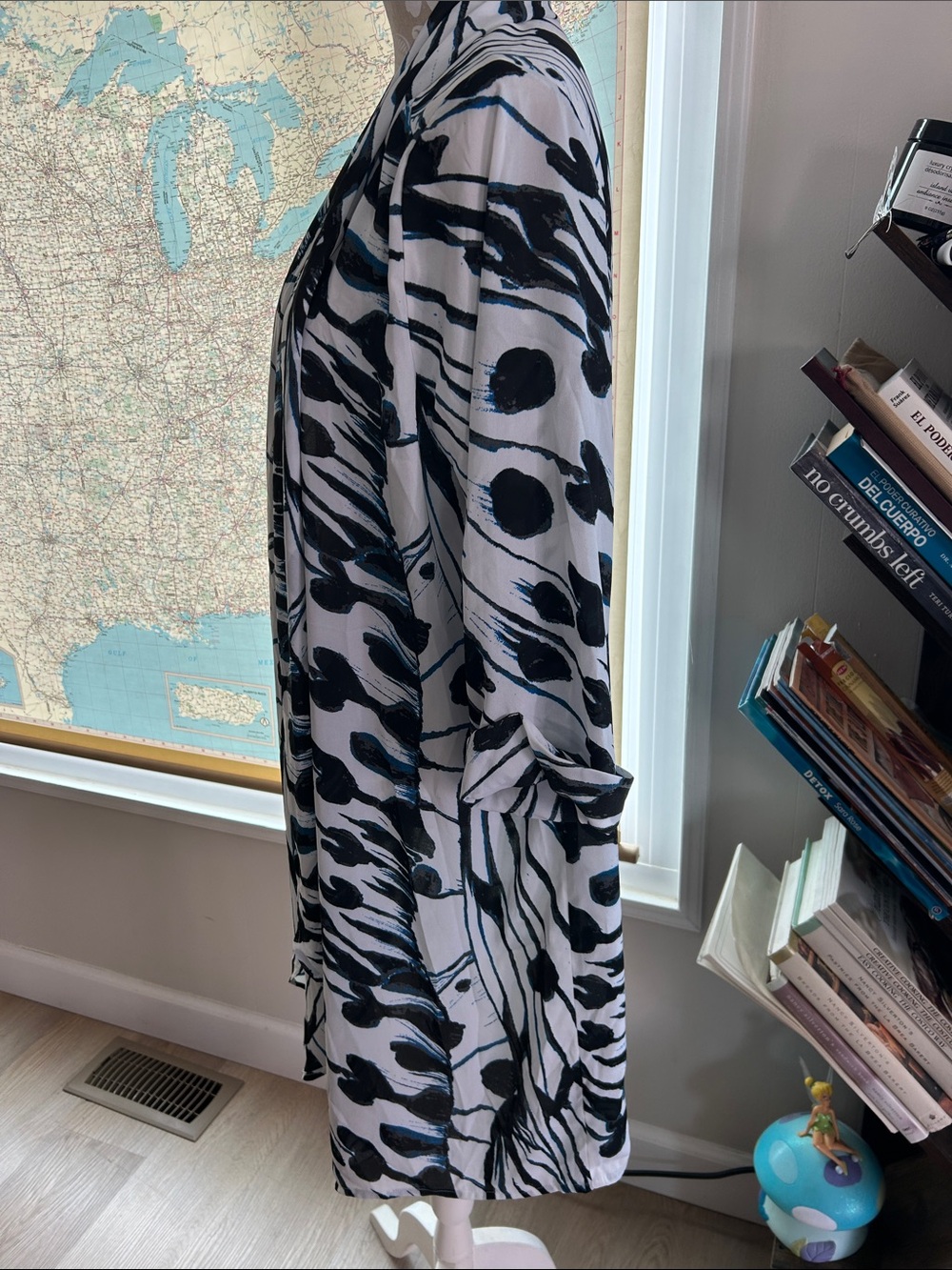 Melissa McCarthy Seven7 Black and White Printed Tunic - Picture 2 of 4
